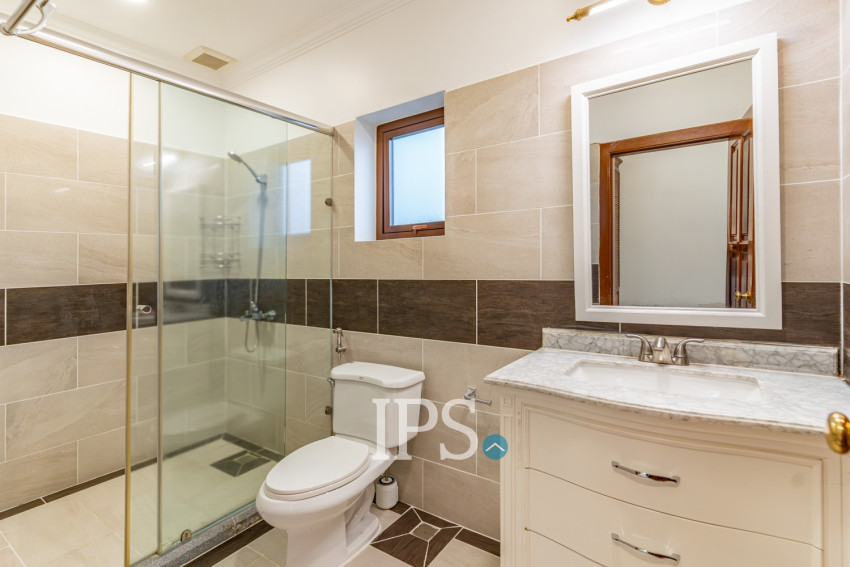 3 Bedroom Serviced Apartment For Rent - BKK1, Phnom Penh