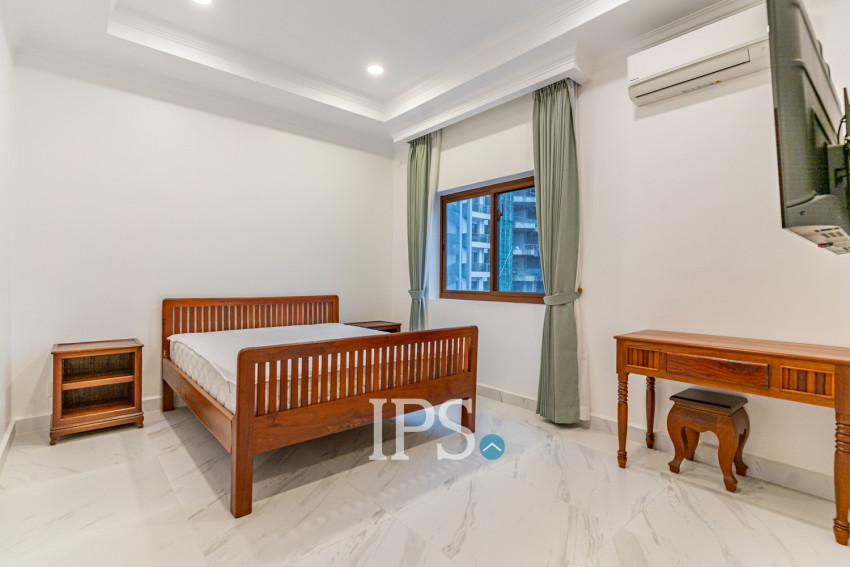 3 Bedroom Serviced Apartment For Rent - BKK1, Phnom Penh