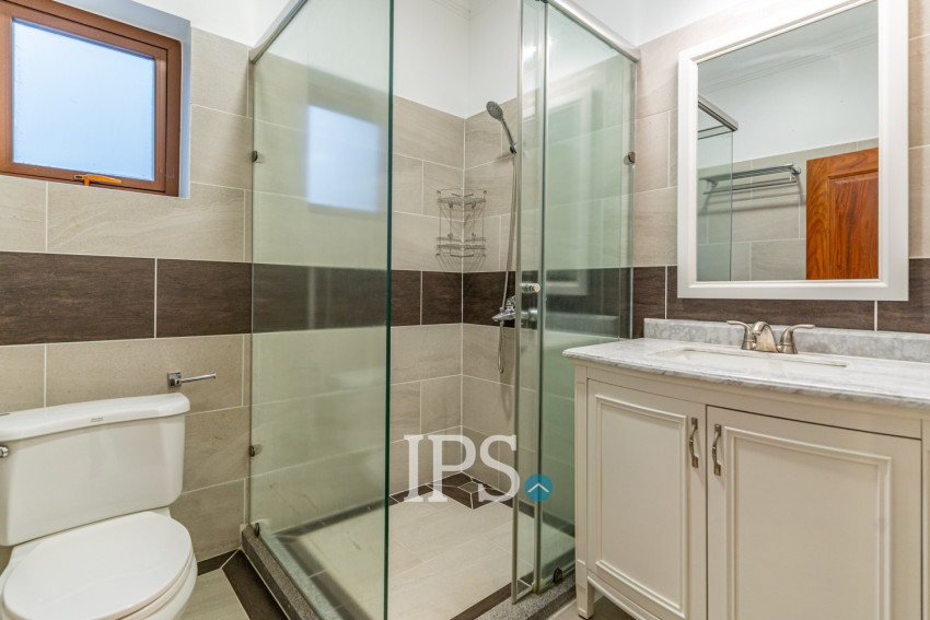 3 Bedroom Serviced Apartment For Rent - BKK1, Phnom Penh