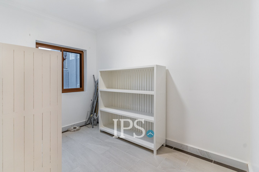 3 Bedroom Serviced Apartment For Rent - BKK1, Phnom Penh