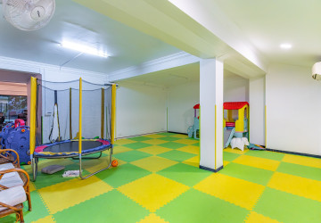 3 Bedroom Serviced Apartment For Rent - BKK1, Phnom Penh thumbnail