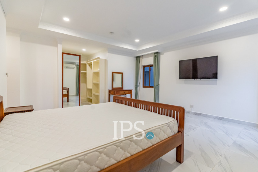 4 Bedroom Serviced Apartment For Rent - BKK1, Phnom Penh