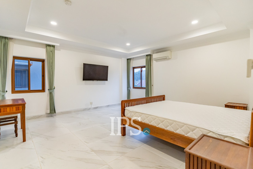 4 Bedroom Serviced Apartment For Rent - BKK1, Phnom Penh