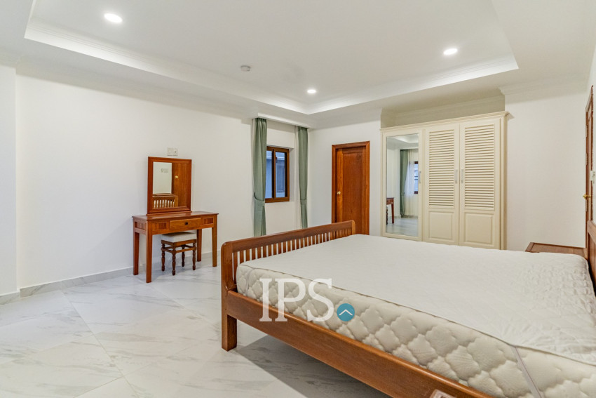 4 Bedroom Serviced Apartment For Rent - BKK1, Phnom Penh