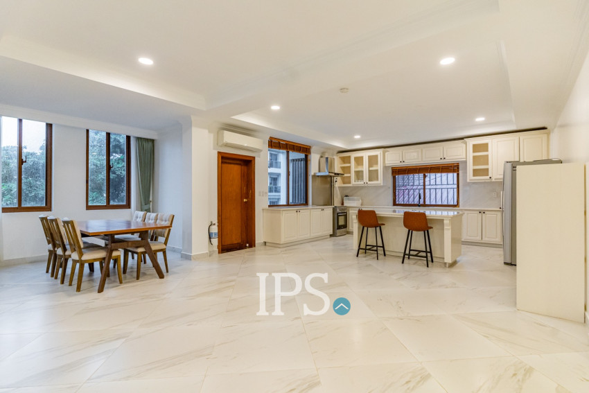 4 Bedroom Serviced Apartment For Rent - BKK1, Phnom Penh