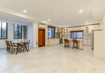 4 Bedroom Serviced Apartment For Rent - BKK1, Phnom Penh thumbnail