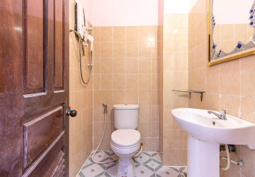 6 Bedroom House For Rent - Svay Dangkum, Siem Reap thumbnail