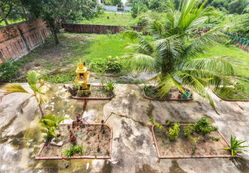 6 Bedroom House For Rent - Svay Dangkum, Siem Reap thumbnail