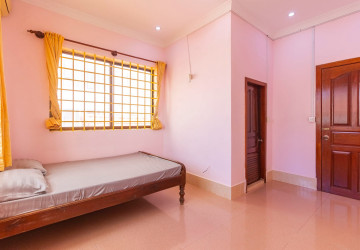 6 Bedroom House For Rent - Svay Dangkum, Siem Reap thumbnail