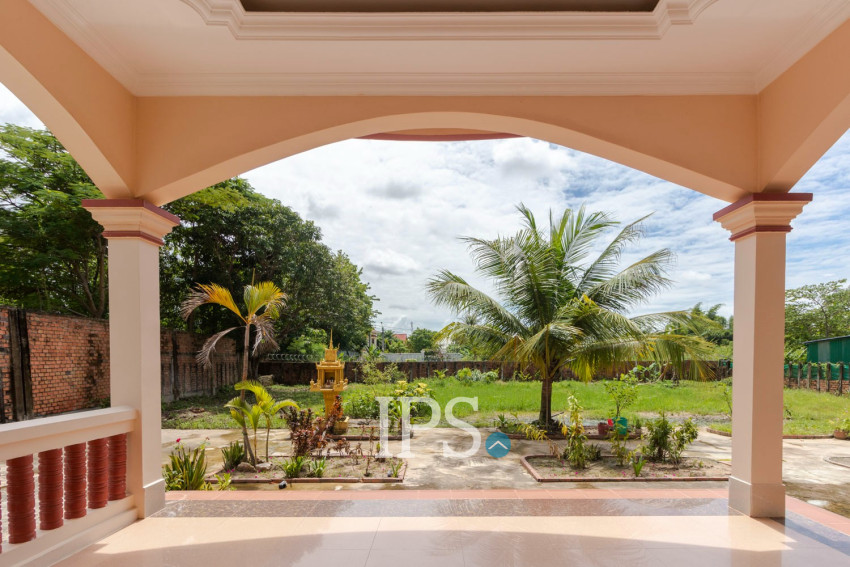 6 Bedroom House For Rent - Svay Dangkum, Siem Reap
