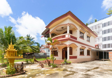 6 Bedroom House For Rent - Svay Dangkum, Siem Reap thumbnail