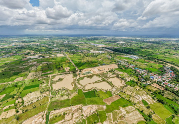 7,000 Sqm Land For Sale - Kandal, Phnom Penh thumbnail