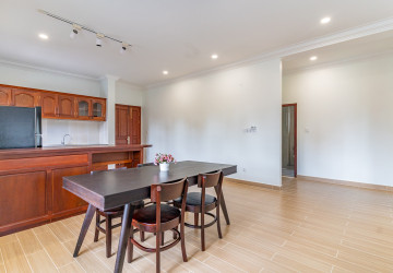 2 Bedroom Serviced Apartment For Rent - Tonle Bassac, Phnom Penh thumbnail