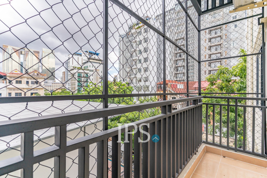 2 Bedroom Serviced Apartment For Rent - Tonle Bassac, Phnom Penh