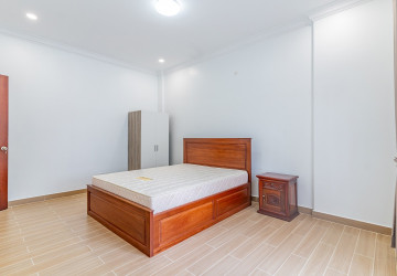 2 Bedroom Serviced Apartment For Rent - Tonle Bassac, Phnom Penh thumbnail