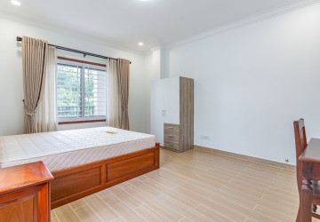 2 Bedroom Serviced Apartment For Rent - Tonle Bassac, Phnom Penh thumbnail