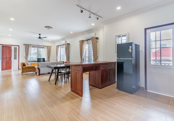 2 Bedroom Serviced Apartment For Rent - Tonle Bassac, Phnom Penh thumbnail