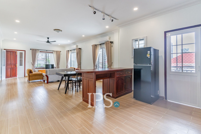 2 Bedroom Serviced Apartment For Rent - Tonle Bassac, Phnom Penh