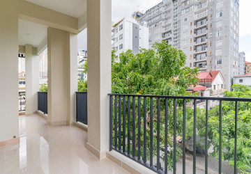 2 Bedroom Serviced Apartment For Rent - Tonle Bassac, Phnom Penh thumbnail