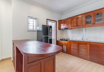 2 Bedroom Serviced Apartment For Rent - Tonle Bassac, Phnom Penh thumbnail