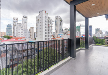 3 Bedroom Serviced Apartment For Rent - Tonle Bassac, Phnom Penh thumbnail