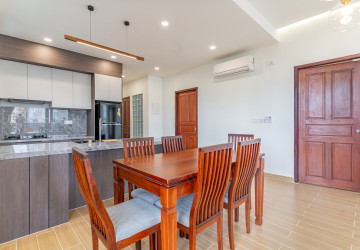 3 Bedroom Serviced Apartment For Rent - Tonle Bassac, Phnom Penh thumbnail