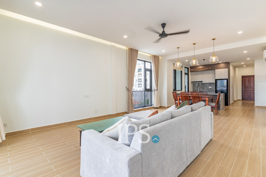 3 Bedroom Serviced Apartment For Rent - Tonle Bassac, Phnom Penh