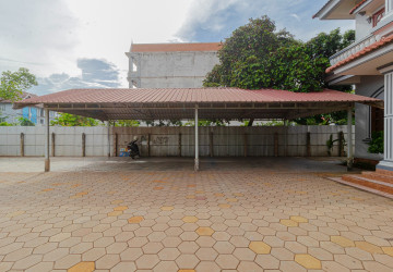 5 Bedroom Commercial Villa For Rent - Sala Kamreuk, Siem Reap thumbnail