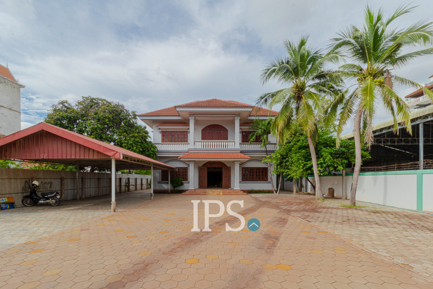 5 Bedroom Commercial Villa For Rent - Sala Kamreuk, Siem Reap