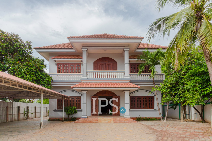 5 Bedroom Commercial Villa For Rent - Sala Kamreuk, Siem Reap