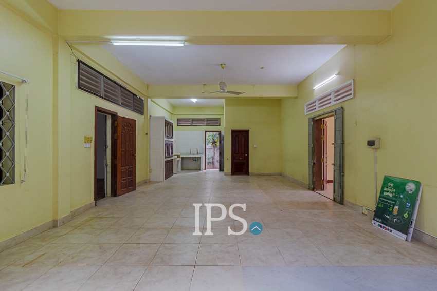 5 Bedroom Commercial Villa For Rent - Sala Kamreuk, Siem Reap