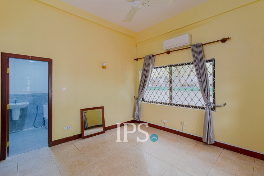 5 Bedroom Commercial Villa For Rent - Sala Kamreuk, Siem Reap