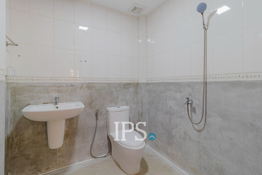 5 Bedroom Commercial Villa For Rent - Sala Kamreuk, Siem Reap