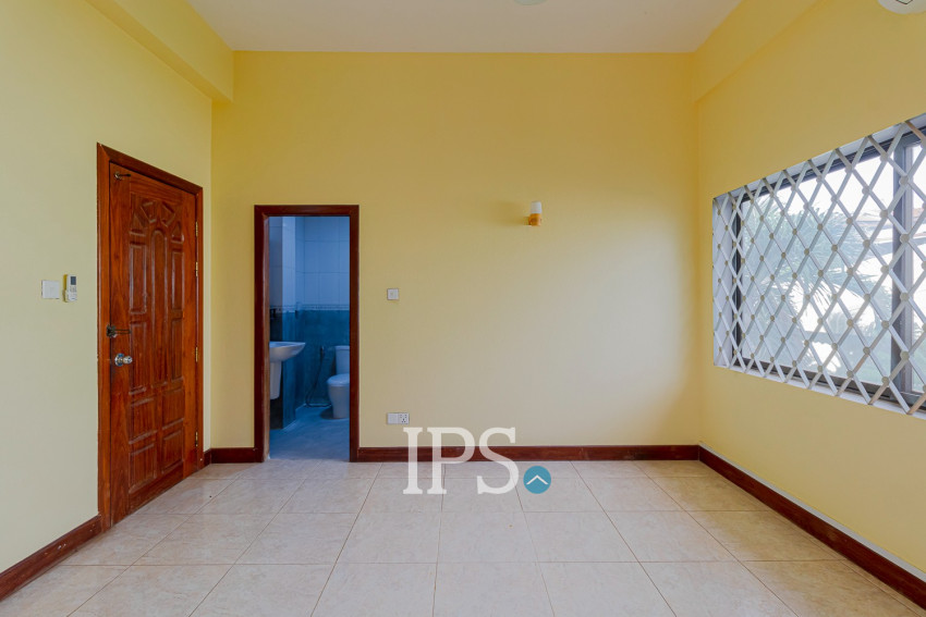 5 Bedroom Commercial Villa For Rent - Sala Kamreuk, Siem Reap