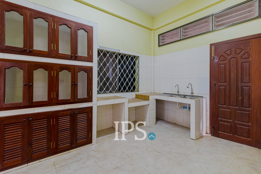 5 Bedroom Commercial Villa For Rent - Sala Kamreuk, Siem Reap