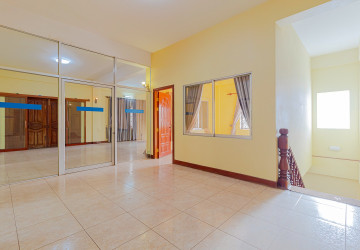 5 Bedroom Commercial Villa For Rent - Sala Kamreuk, Siem Reap thumbnail