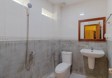 5 Bedroom Commercial Villa For Rent - Sala Kamreuk, Siem Reap thumbnail