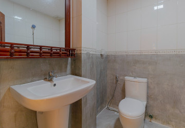 5 Bedroom Commercial Villa For Rent - Sala Kamreuk, Siem Reap thumbnail