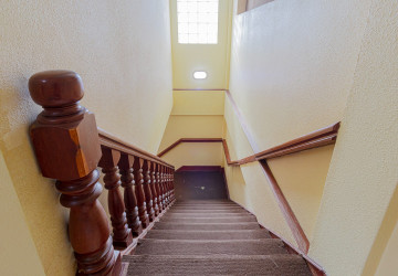 5 Bedroom Commercial Villa For Rent - Sala Kamreuk, Siem Reap thumbnail