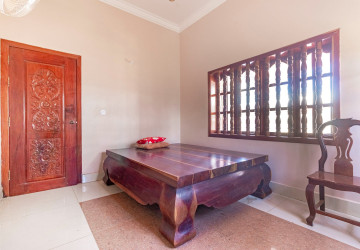 7 Bedroom House For Rent - Sangkat Siem Reap, Siem Reap thumbnail