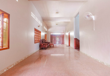 7 Bedroom House For Rent - Sangkat Siem Reap, Siem Reap thumbnail