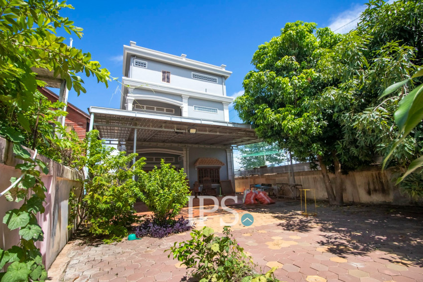 7 Bedroom House For Rent - Sangkat Siem Reap, Siem Reap