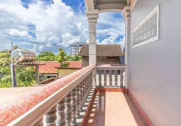 7 Bedroom House For Rent - Sangkat Siem Reap, Siem Reap thumbnail