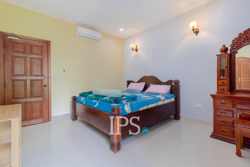 3 Bedroom Townhouse For Rent - Borey Premier, Svay Dangkum, Siem Reap