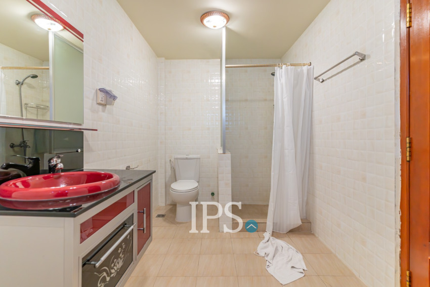 5 Bedroom Villa For Rent - BKK1, Phnom Penh