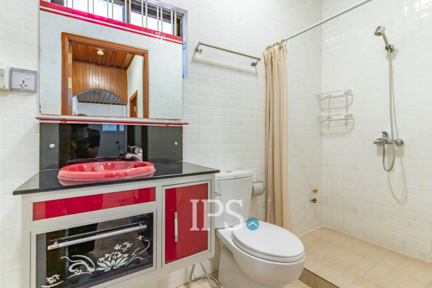 5 Bedroom Villa For Rent - BKK1, Phnom Penh