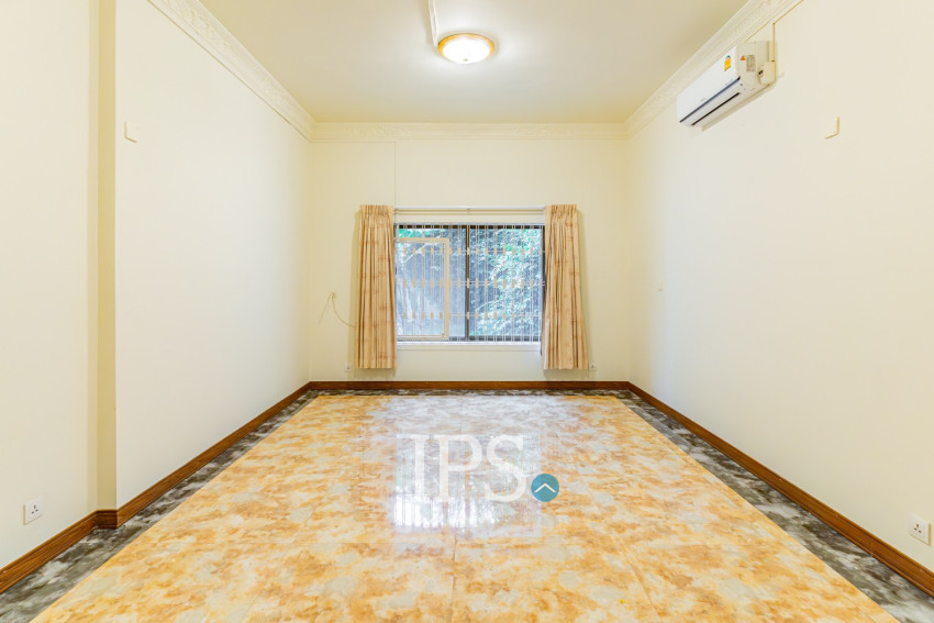 5 Bedroom Villa For Rent - BKK1, Phnom Penh