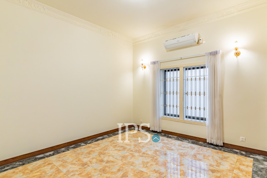 5 Bedroom Villa For Rent - BKK1, Phnom Penh
