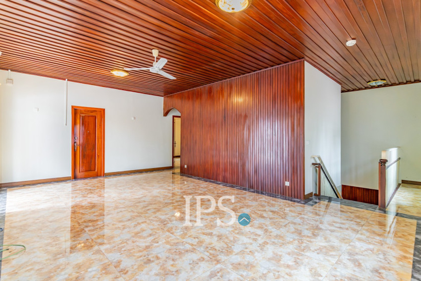 5 Bedroom Villa For Rent - BKK1, Phnom Penh