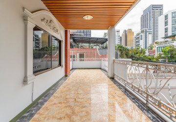 5 Bedroom Villa For Rent - BKK1, Phnom Penh thumbnail